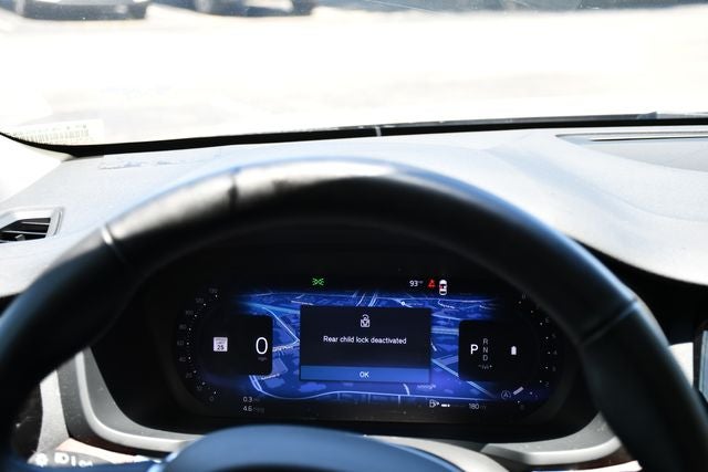 2025 Volvo V60 Cross Country B5 Plus