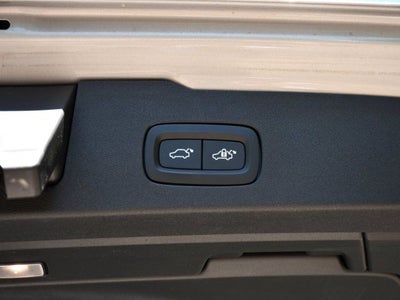 2025 Volvo V60 Cross Country B5 Plus