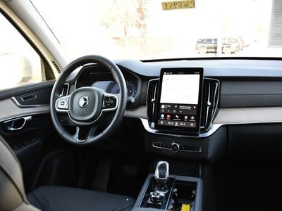 2025 Volvo XC90 B5 Plus 2025.5