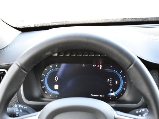 2025 Volvo XC90 B5 Plus 2025.5