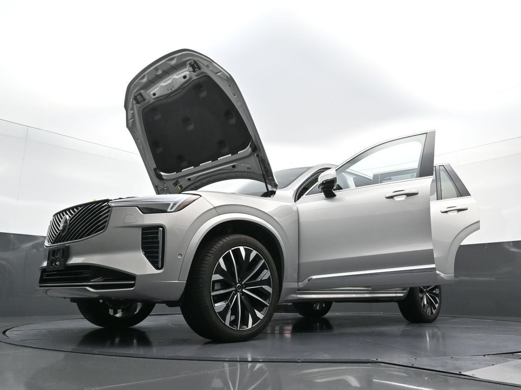 2025 Volvo XC90 Plus