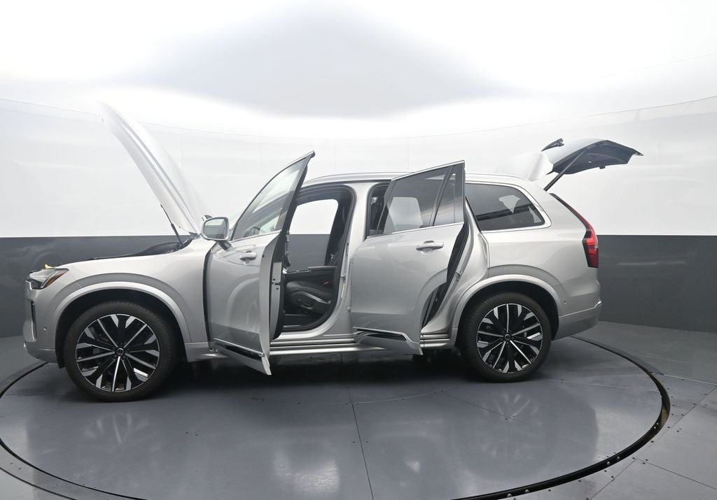 2025 Volvo XC90 Plus