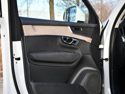 2025 Volvo XC90 B5 Plus 2025.5