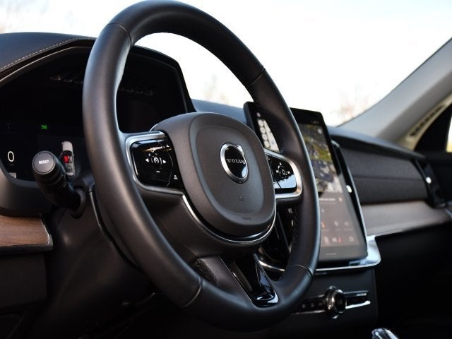 2025 Volvo XC90 B5 Plus 2025.5