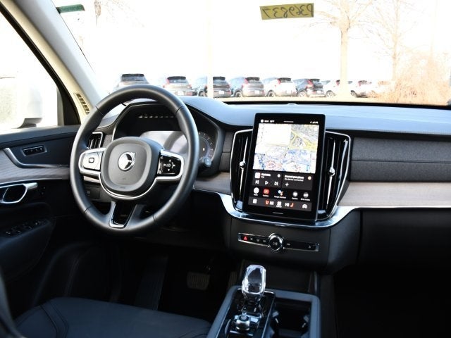 2025 Volvo XC90 B5 Plus 2025.5