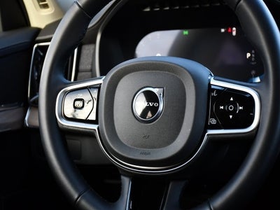 2025 Volvo XC90 B5 Plus 2025.5