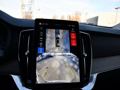 2025 Volvo XC90 B5 Plus 2025.5