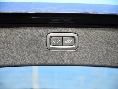 2025 Volvo XC90 B5 Plus 2025.5