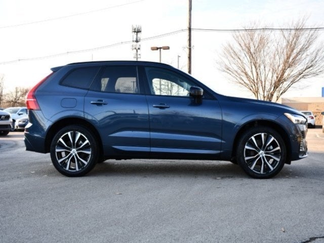 2025 Volvo XC60 B5 Plus