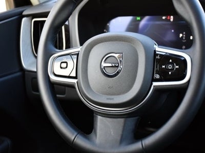 2025 Volvo XC60 B5 Plus