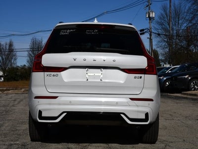 2025 Volvo XC60 B5 Plus