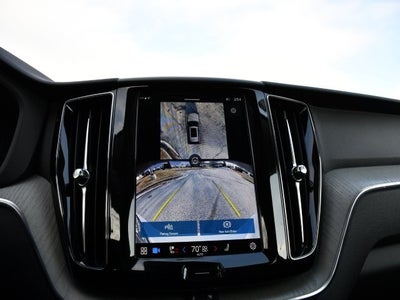 2025 Volvo XC60 B5 Plus