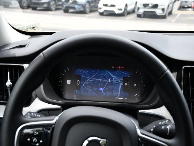 2025 Volvo XC60 B5 Plus