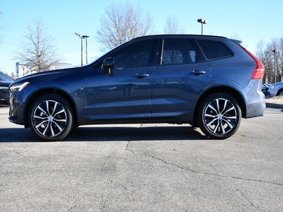 2025 Volvo XC60 B5 Plus