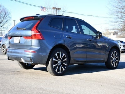 2025 Volvo XC60 B5 Plus