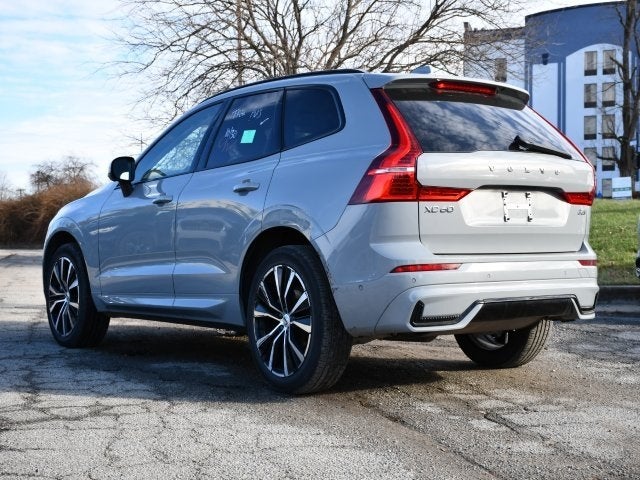 2025 Volvo XC60 B5 Plus