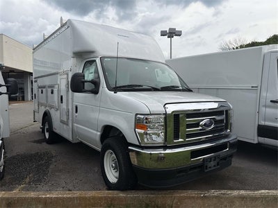 2024 Ford E-350SD Base Cutaway