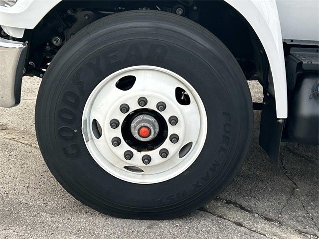 2026 Ford F-750SD Base