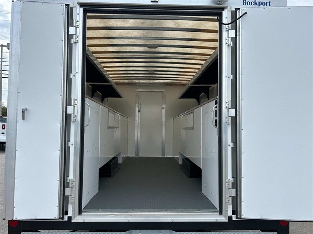 2024 Ford E-450SD Base DRW