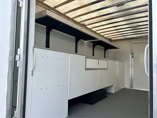 2024 Ford E-450SD Base DRW