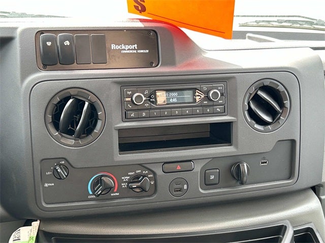 2024 Ford E-450SD Base DRW