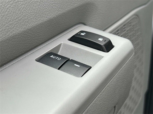 2024 Ford E-450SD Base DRW