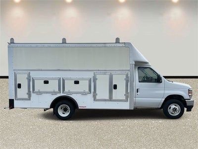 2024 Ford E-450SD Base DRW