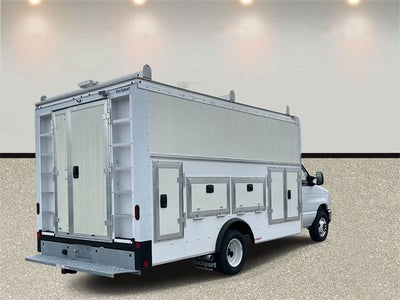 2024 Ford E-450SD Base DRW