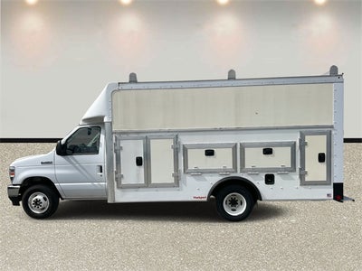 2024 Ford E-450SD Base DRW