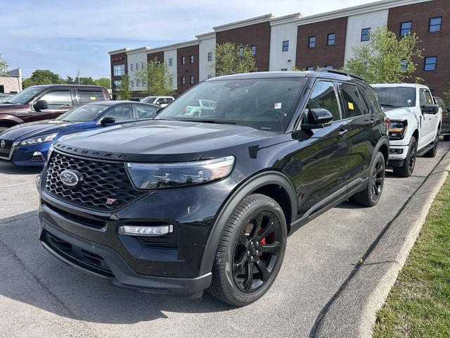 2023 Ford Explorer ST 4WD's photo