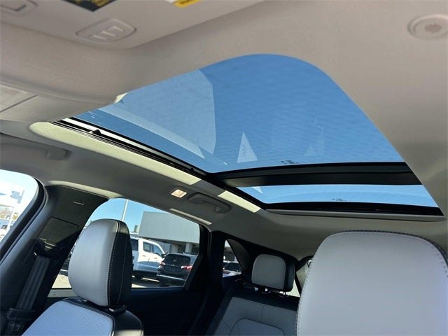 2026 Ford Escape Hybrid Platinum