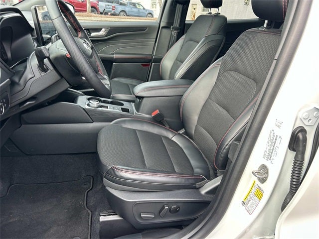 2026 Ford Escape Hybrid ST-Line Select