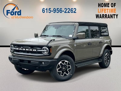2026 Ford Bronco Outer Banks