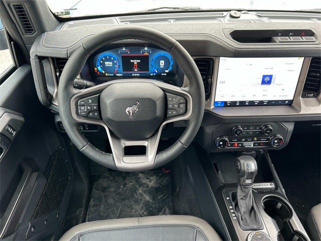 2025 Ford Bronco Outer Banks FOMX