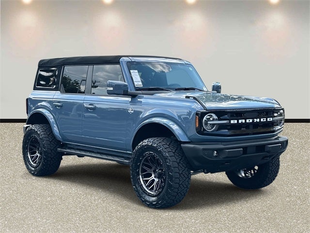 2025 Ford Bronco Outer Banks FOMX