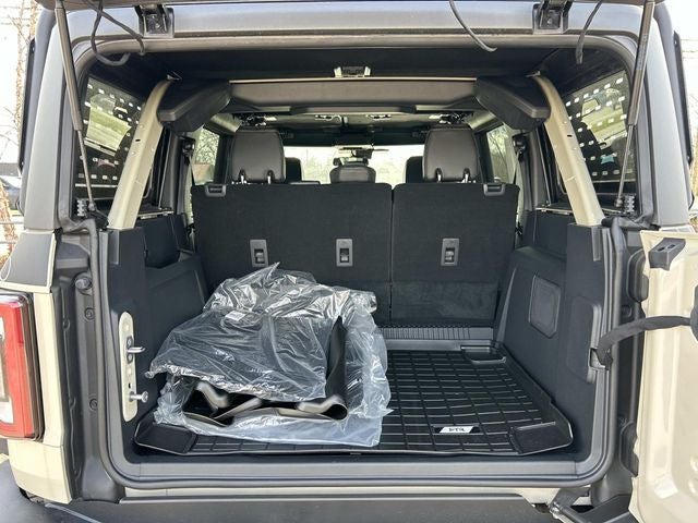 2025 Ford Bronco Badlands FOMX