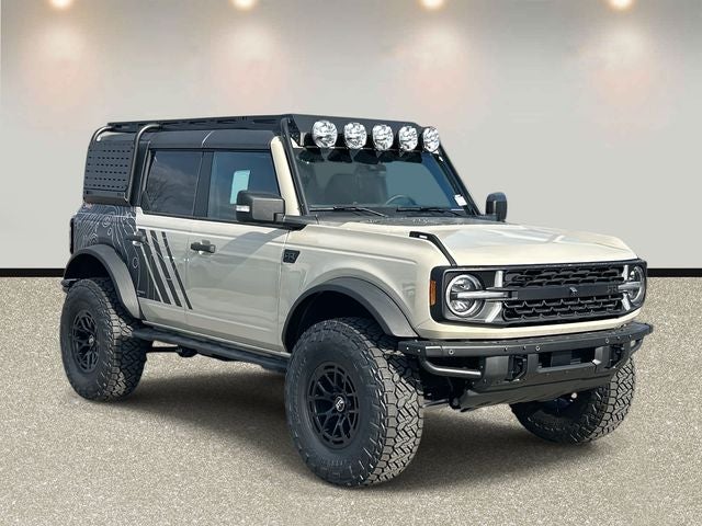 2025 Ford Bronco Badlands FOMX