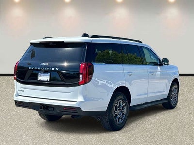 2026 Ford Expedition Active