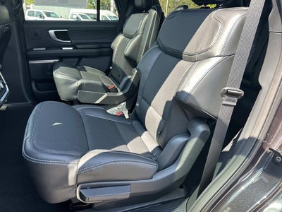 2027 Ford Expedition Platinum