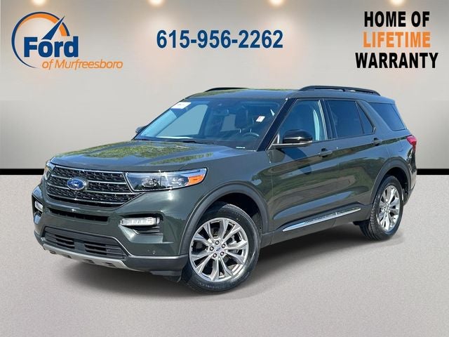 2023 Ford Explorer XLT 4WD's photo
