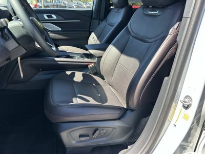 2027 Ford Explorer Platinum
