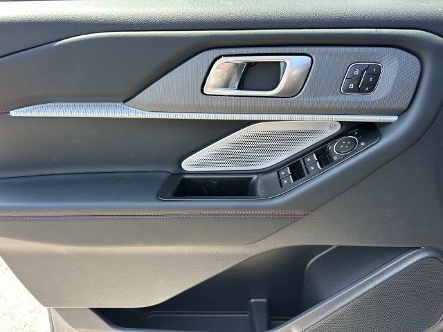 2026 Ford Explorer ST FOMX