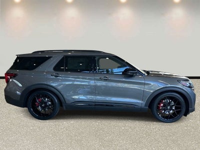 2026 Ford Explorer ST FOMX