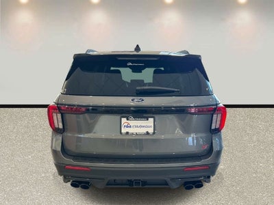 2026 Ford Explorer ST FOMX