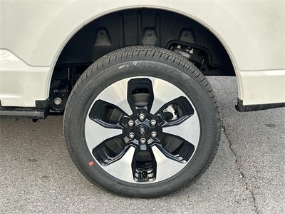 2025 Ford F-150 Lightning Platinum
