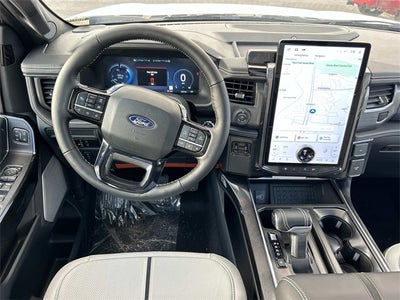 2025 Ford F-150 Lightning Platinum