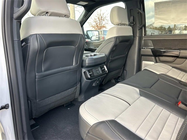 2025 Ford F-150 Lightning Platinum