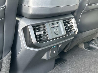 2025 Ford F-150 Lightning Platinum