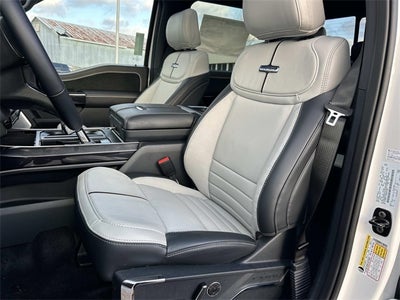 2025 Ford F-150 Lightning Platinum