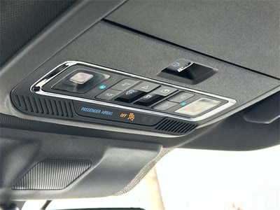 2025 Ford F-150 Lightning Platinum